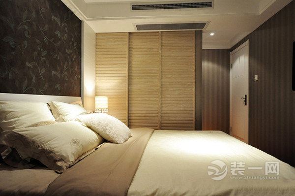 广州芳桂园90平米三居室现代风格卧室