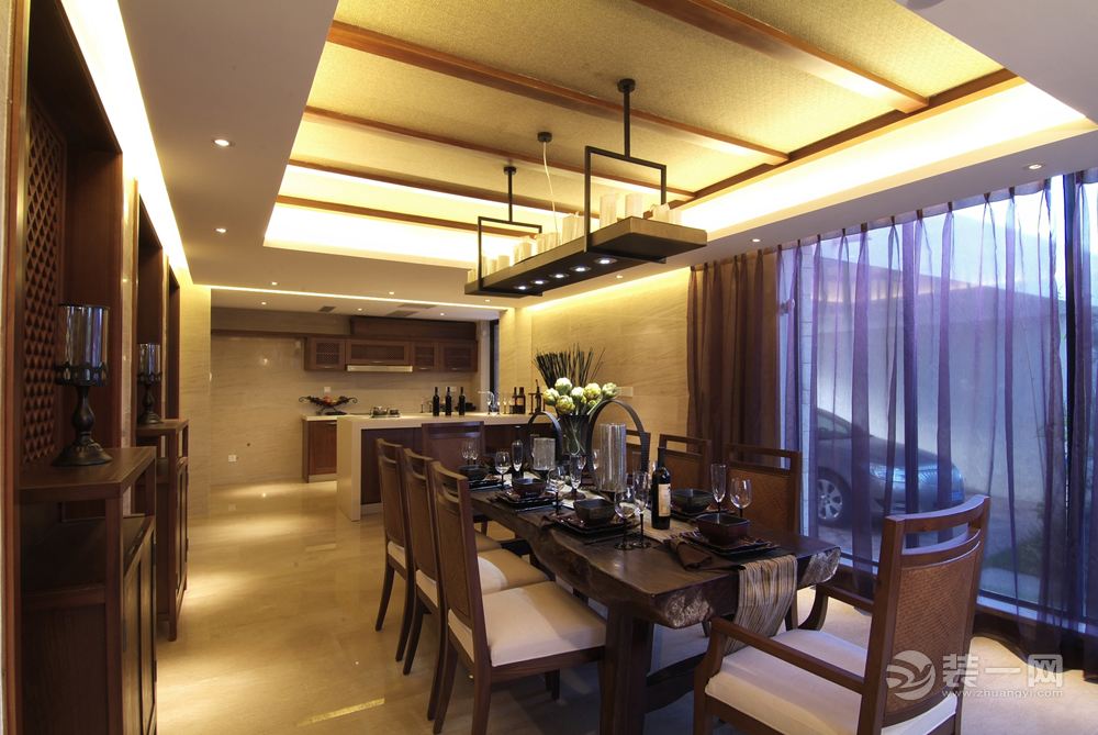龙山林140三居室东南亚风格效果图餐厅