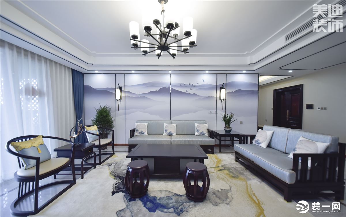 楚天逸品300㎡新中式风格案例实拍图--客厅