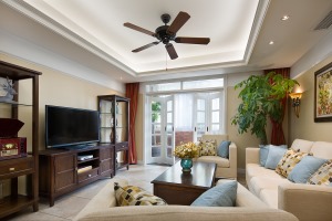 150平 三居室美式风格装修案例，客厅装修效果图