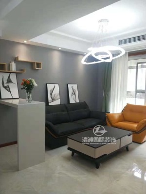 中泱天成99㎡复式现代风格之沙发背景