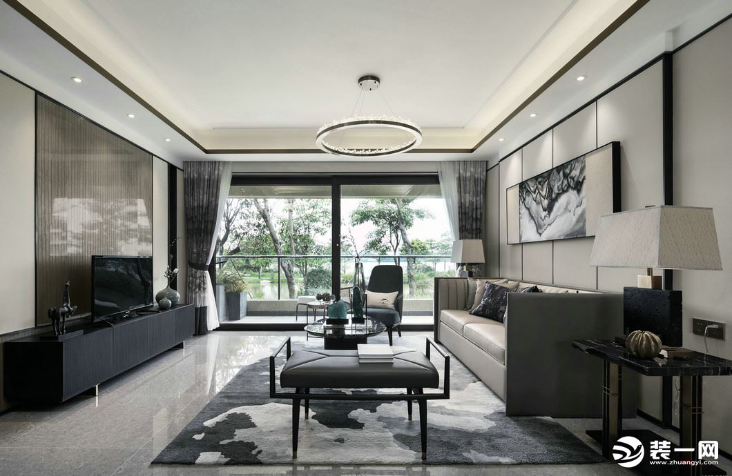 新中式风格的客厅具有内蕴的风格，颜色仍然体现着中式的古朴，传统中透着现代，现代中揉着古典。