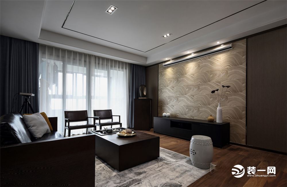 天泰翰宇苑120平三居室新中式风格装修设计效果图客厅