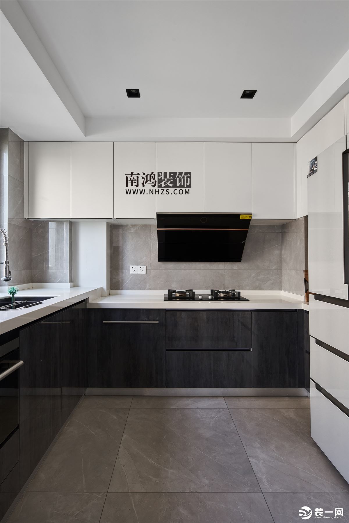 紫金西苑128方现代风格厨房设计