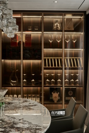 华瑞晴庐200方现代极简风格餐厅酒柜设计