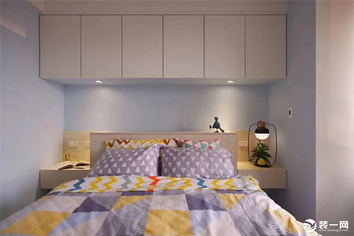 110平三居室北欧风格装修效果图卧室