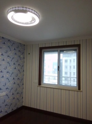 现代三居室装修卧室吊灯效果图
