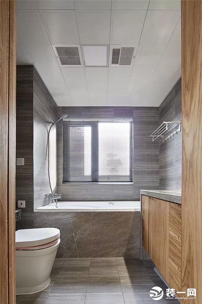 120平米日式风格三居室卫浴间