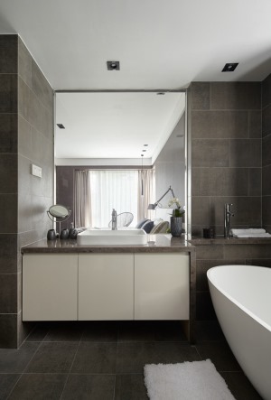 119平米现代风格三居室卫浴间