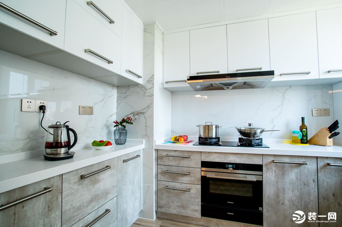 石家庄东易日盛装饰-保利拉菲154平米现代风格厨房装修效果图