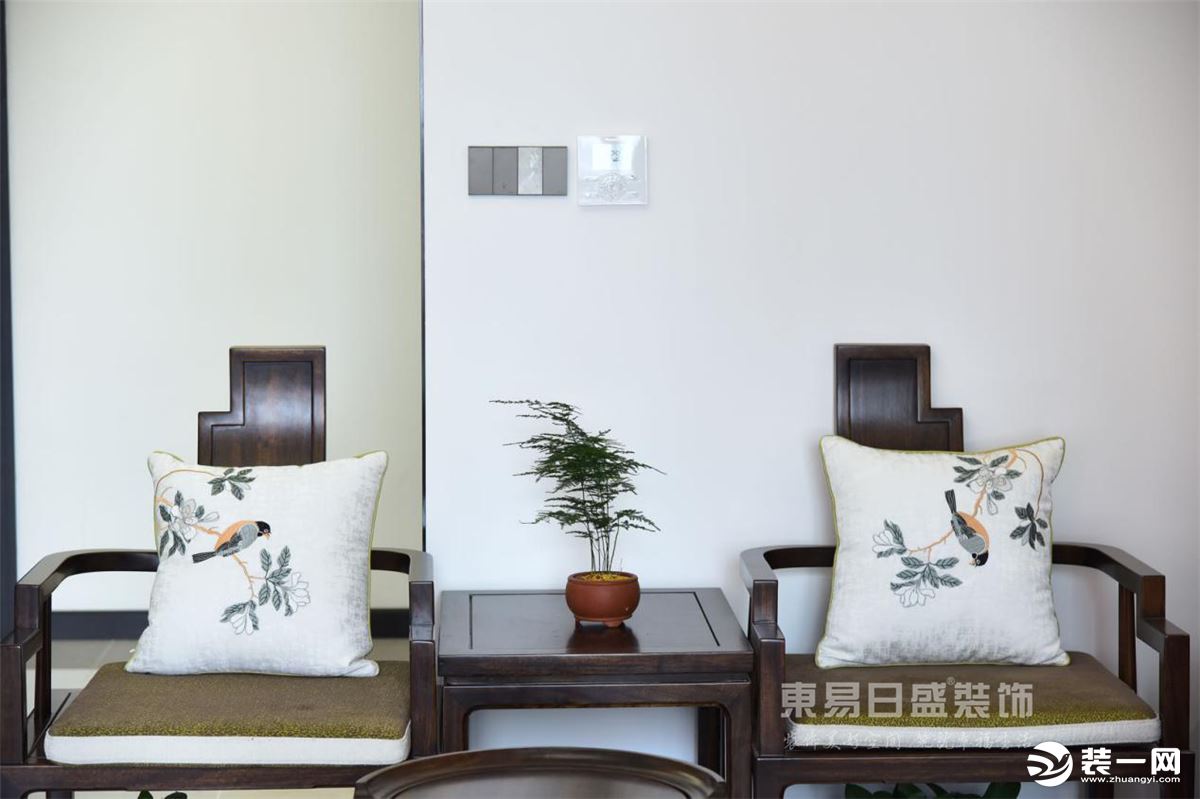 石家庄东易日盛装饰-燕都紫庭150平米新中式风格客厅装修效果图