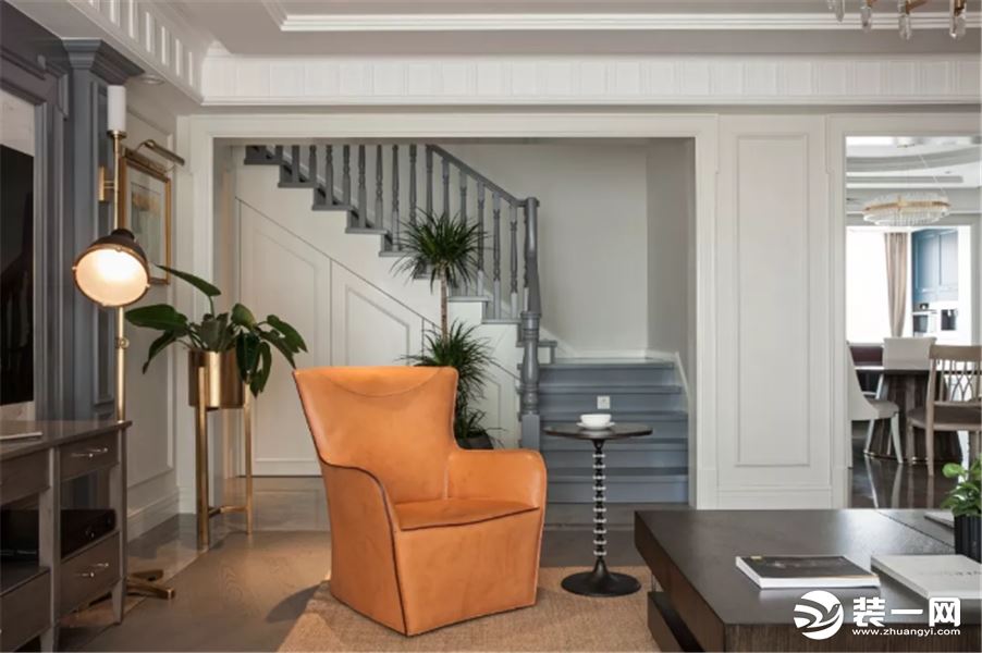 世贸香槟湖别墅400平 客厅电视背景 楼梯  美式风格装修效果图