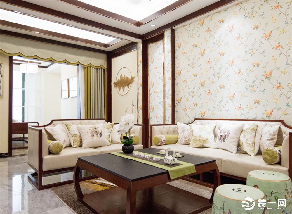 【中海城南一号】四居室中式风格效果图--客厅