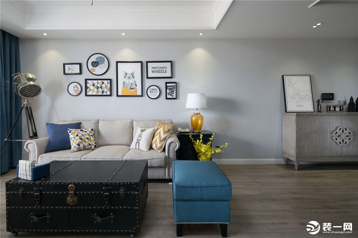 客厅沙发背景墙  【众意装饰】双流格林城100平小美式风格装修效果图