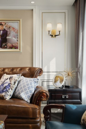 【千思装饰】轻奢小复式+客厅  沙发 装饰画装修实景案例图