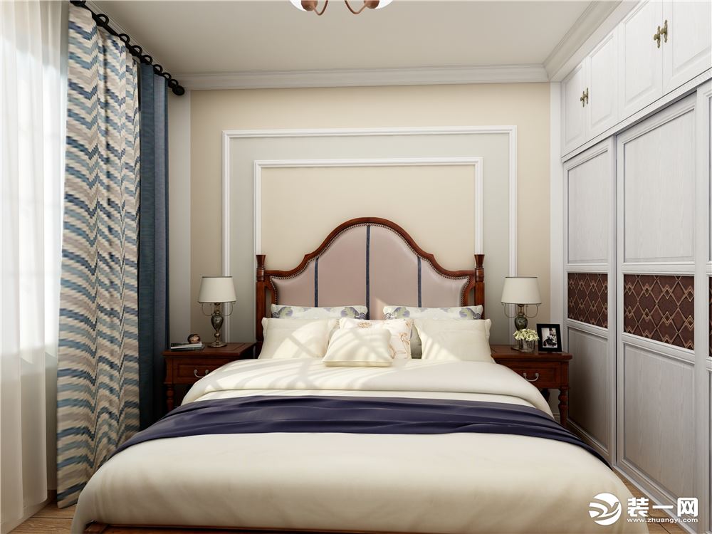 美式家居的卧室布置较为温馨，作为主人的私密空间，主要以功能性和实 美式风格卧室 美式风格卧室 用舒适