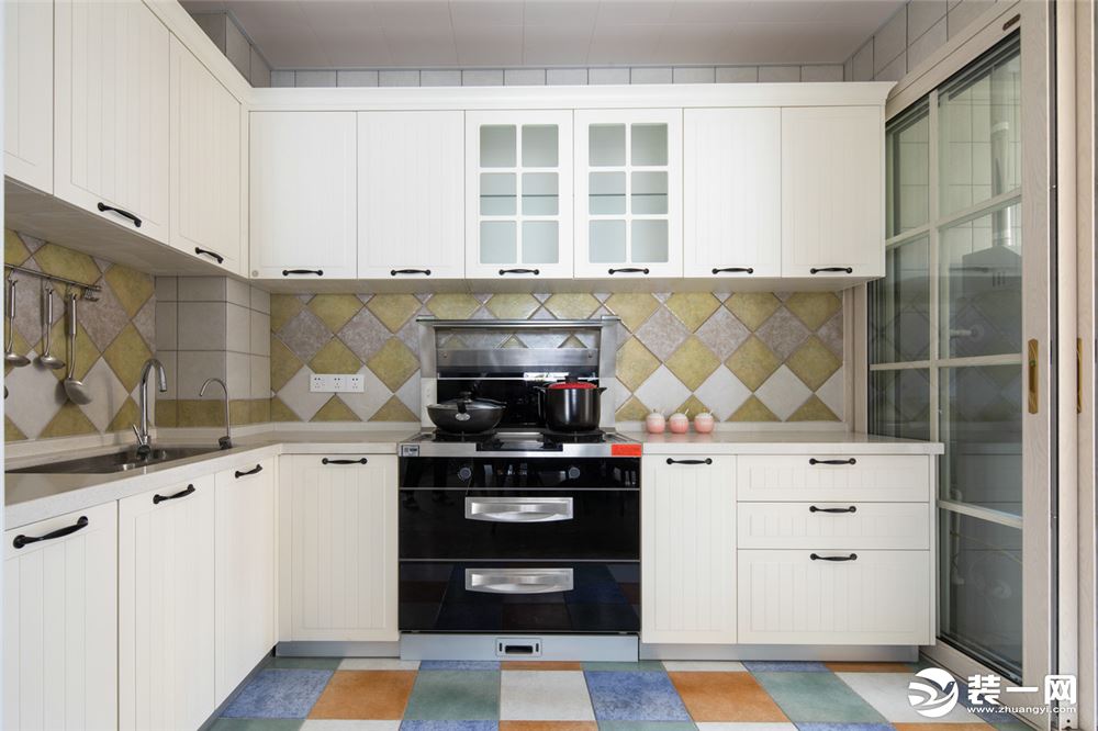 上海富丽公寓四居室120平简约风格厨房装修效果图
