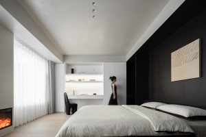 床架、床头柜与背板统一颜色材质，凸显个性、纯粹，其自然形态犹如从空间生长出一般。