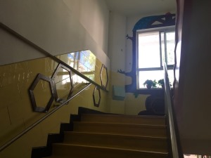 楼梯过道色彩及布置