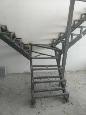 钢构楼梯造型