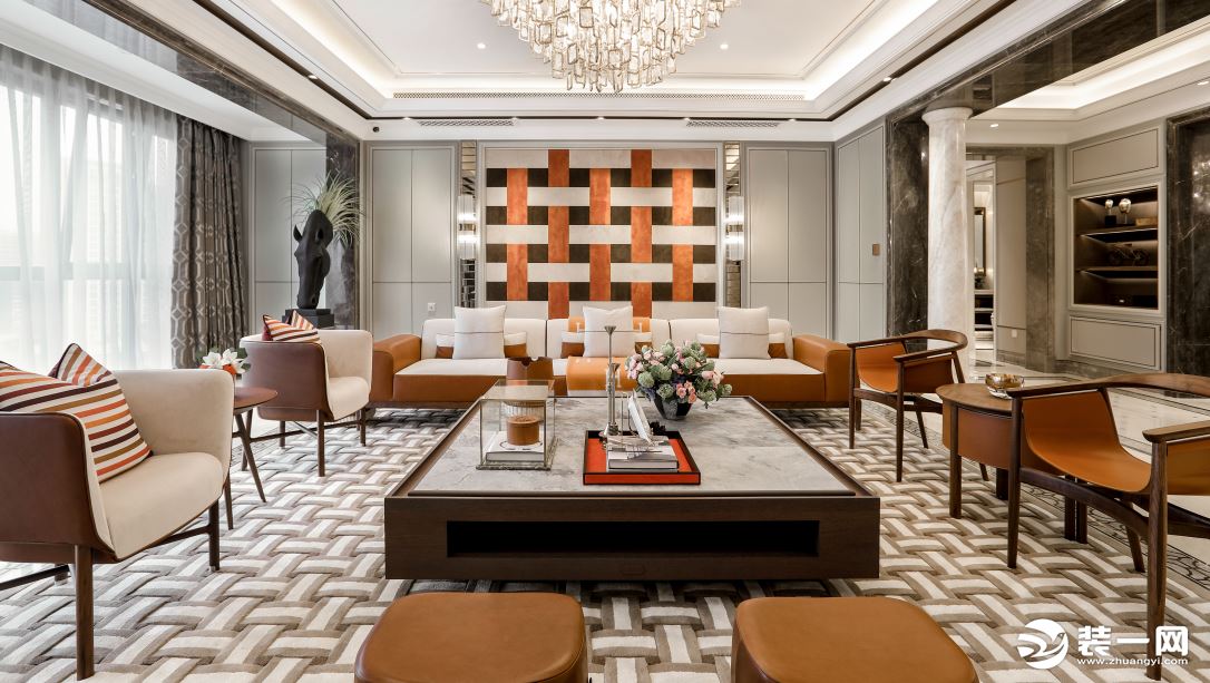现代风的客厅空间，布置爱马仕橙色的沙发与皮质抱枕等装饰，让空间显得更加活泼跳跃而有质感。