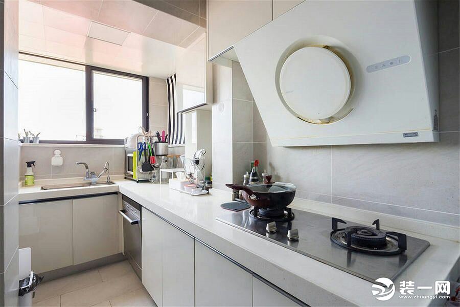 招商锦星汇60平方两居室现代风格厨房装修效果图