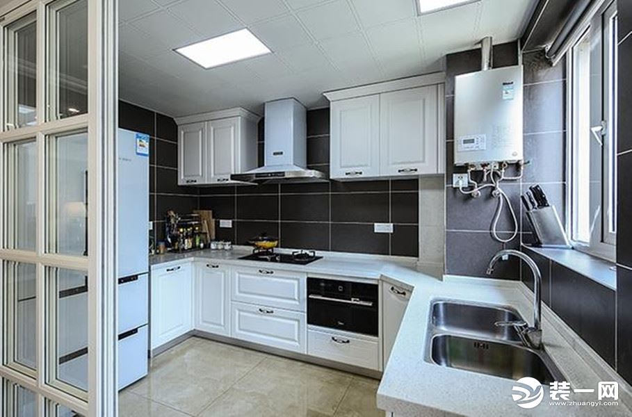 紫御江山110平方三居室美式风格厨房装修效果图