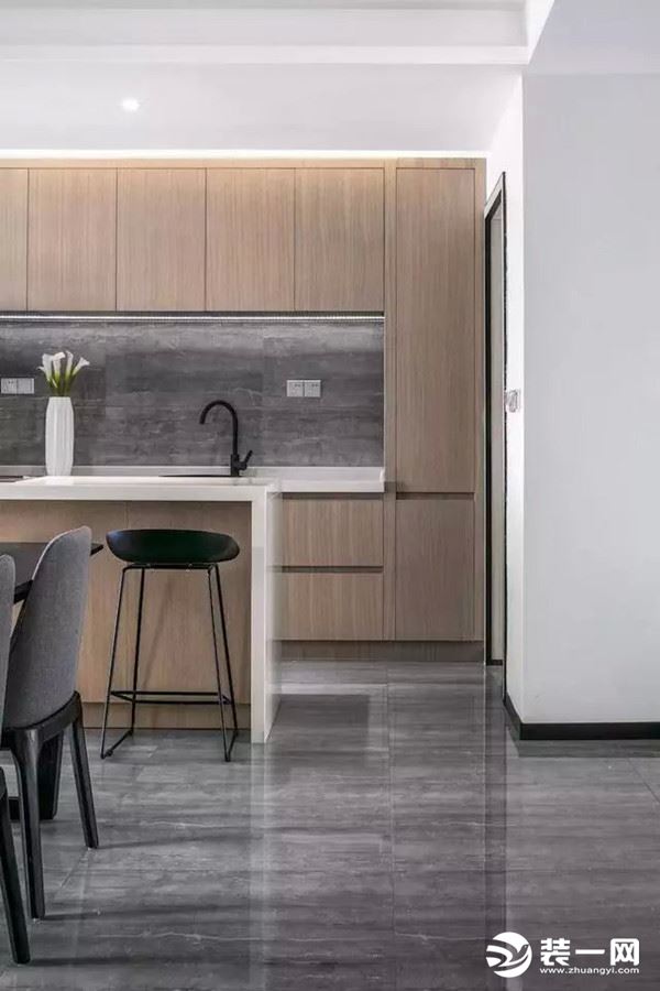 国博城80平方两居室现代风格厨房装修效果图