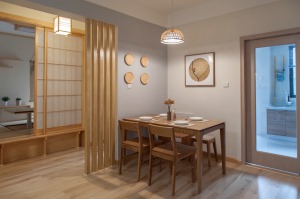   保利观澜90平方三居室日式风格餐厅装修效果图