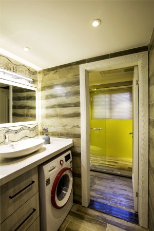 富洲新城90平方三居室现代风格卫生间装修效果图