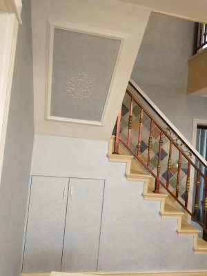 楼梯海南老城复式楼装80平装修实景图楼梯