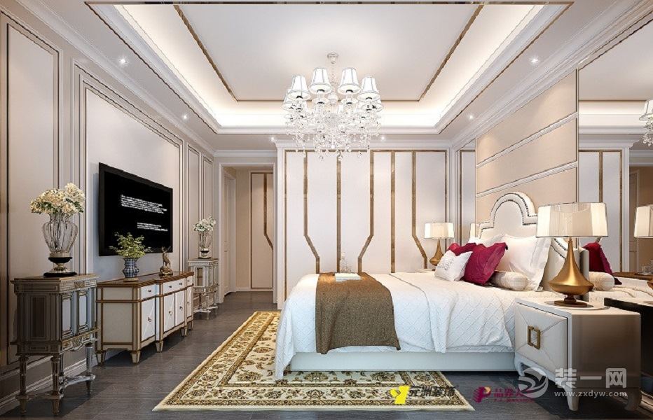 在卧室的空间布置上更多的考虑到舒适度与私密性，以白色为主色调配以金色线条勾勒纹理，竖条纹更有增大视觉