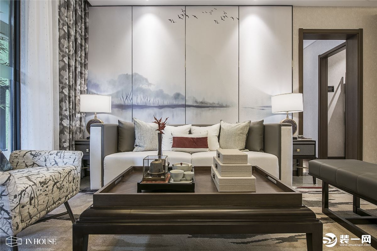 库尔勒港湾装饰180平米四居室现代风格效果图沙发背景