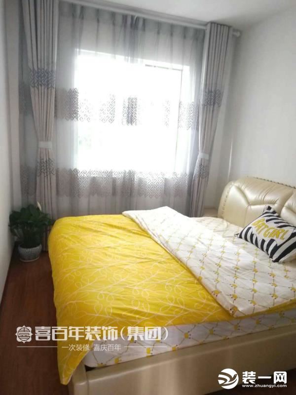 次卧室 采用黄色色调 利于心情阳光舒畅