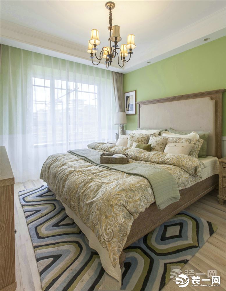 乌鲁木齐世界公元100平三居室美式风格卧室