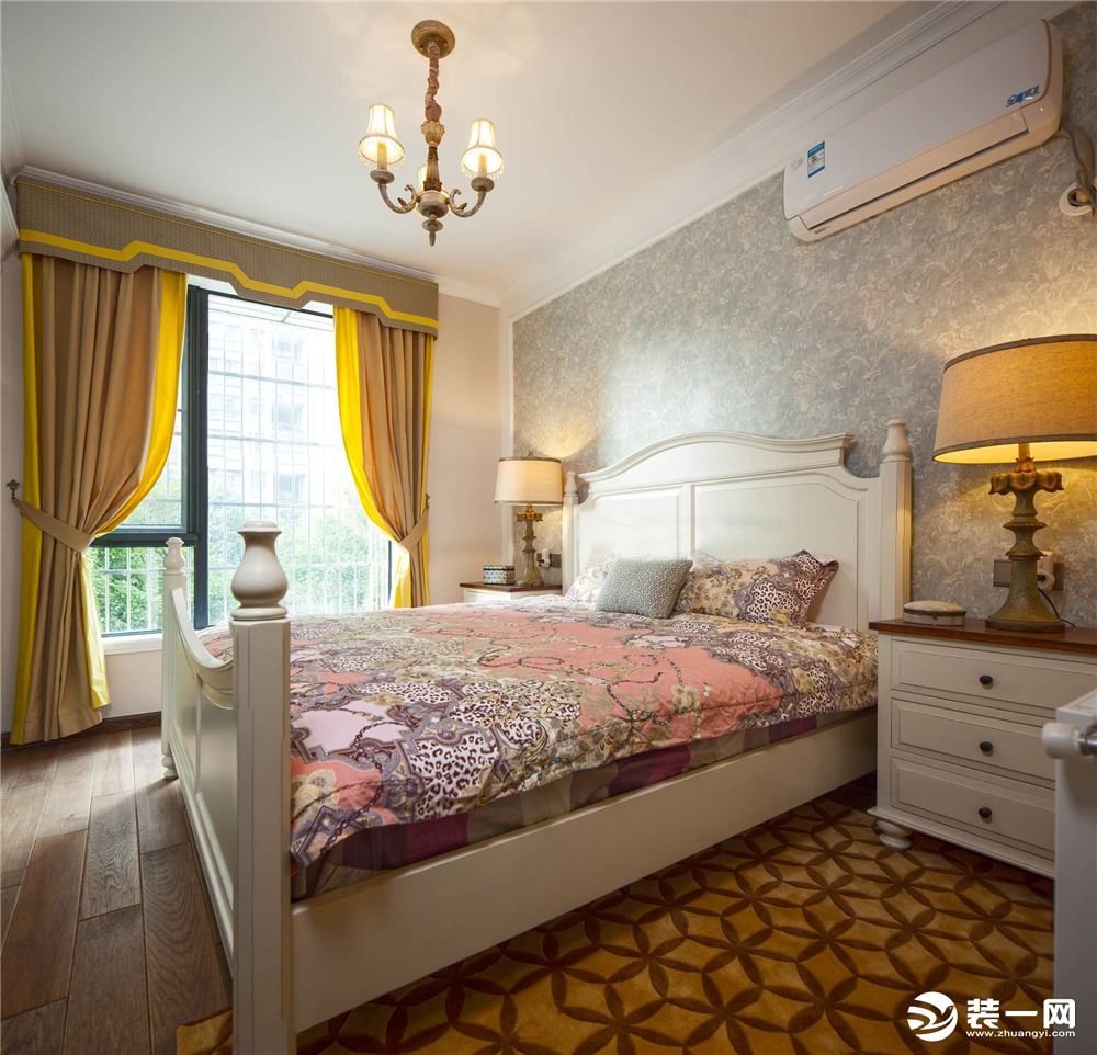 世茂城三居室美式风格造价8万--卧室