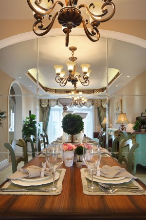 华润翡翠城3期三居室地中海风格造价8万--餐厅