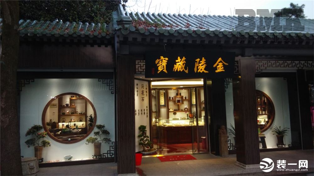 南京專業(yè)工裝公司，南京古玩店裝修，南京商鋪裝修、門面裝修、門店裝修