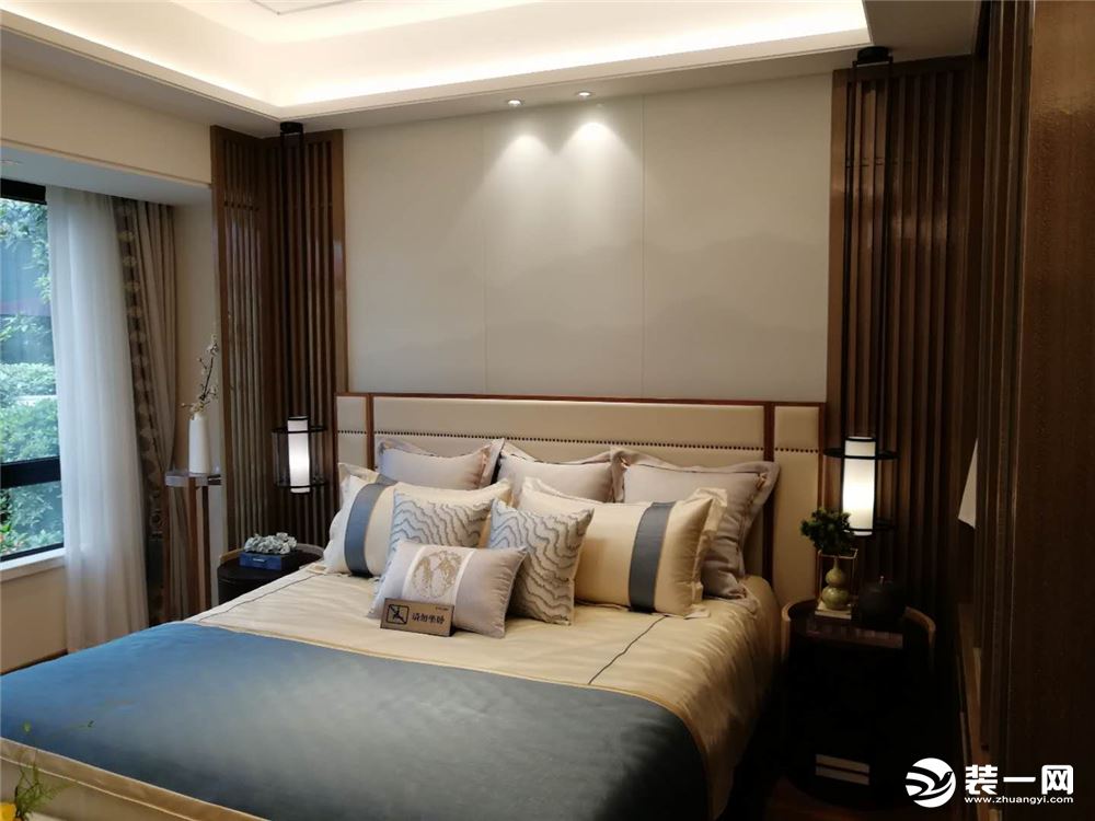 《青筑意家设计》 雍山郡 120平  新中式卧室效果图