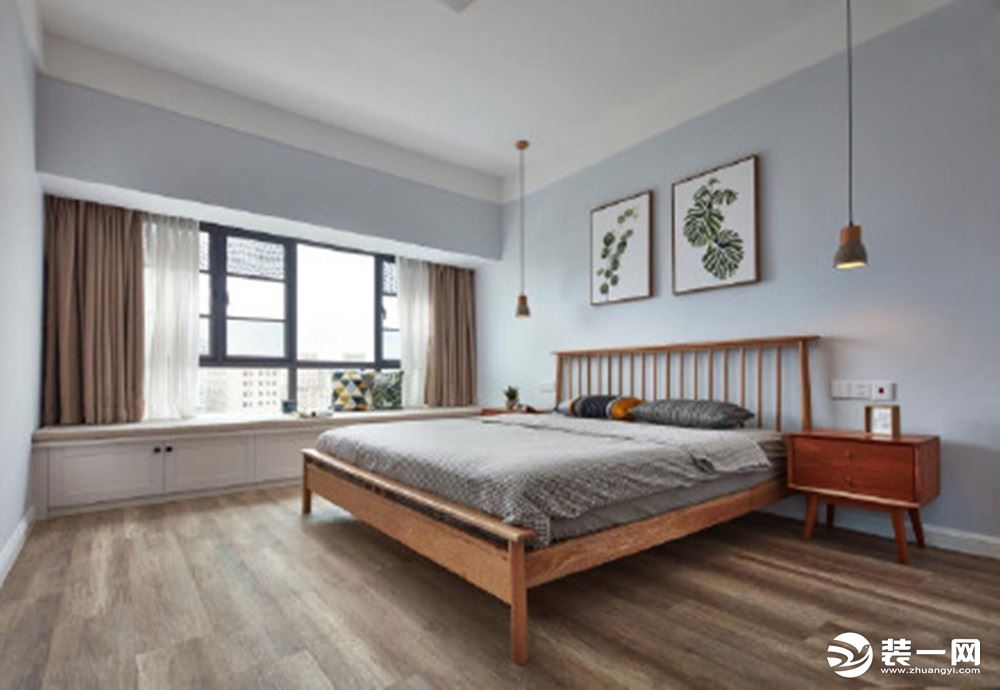 卧室以暖色为主，简洁复古的设计给人一种安全舒适感。