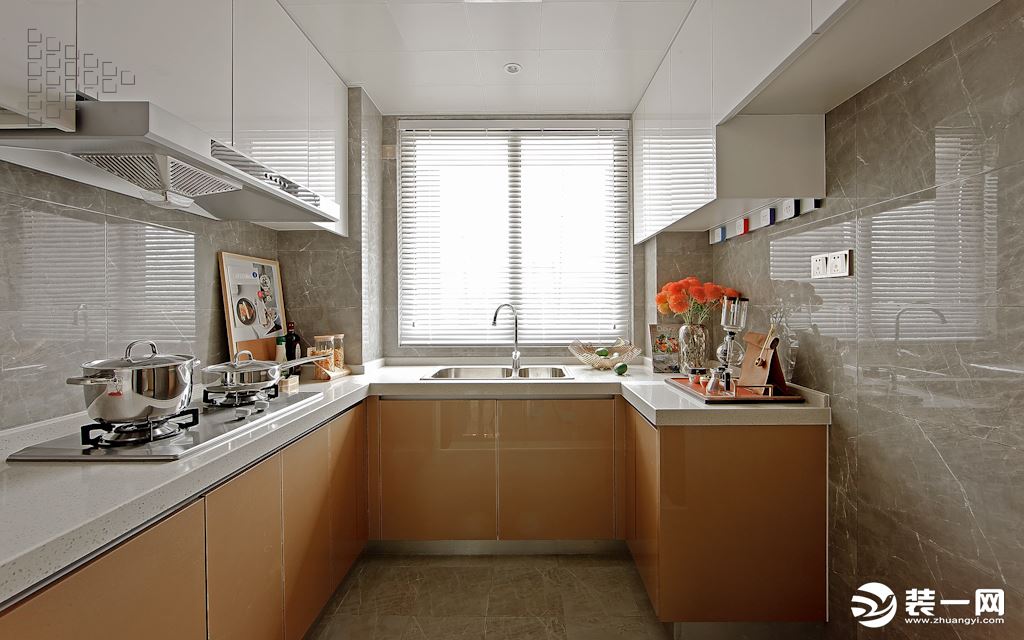 麦莎装饰 中航城  现代风格  129m2 三居室  135000元  厨房