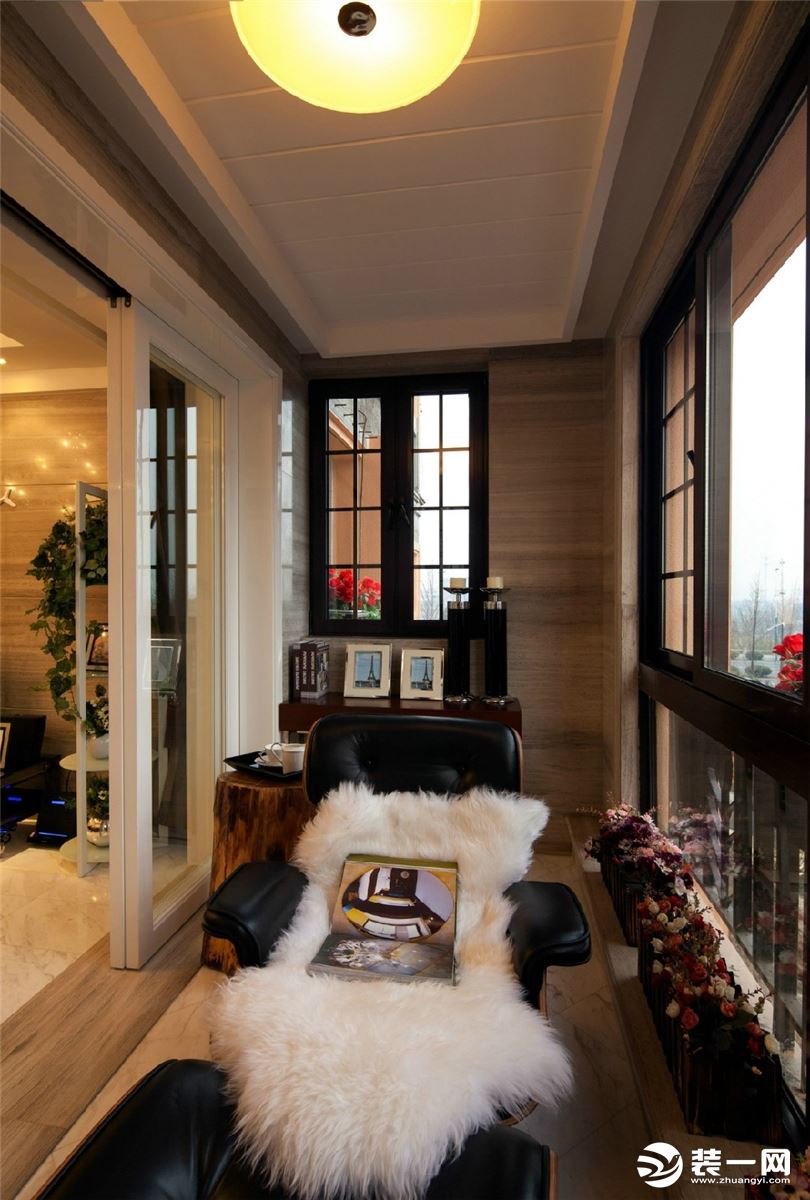 凯德天伦世嘉120三居室现代风格阳台装修效果图