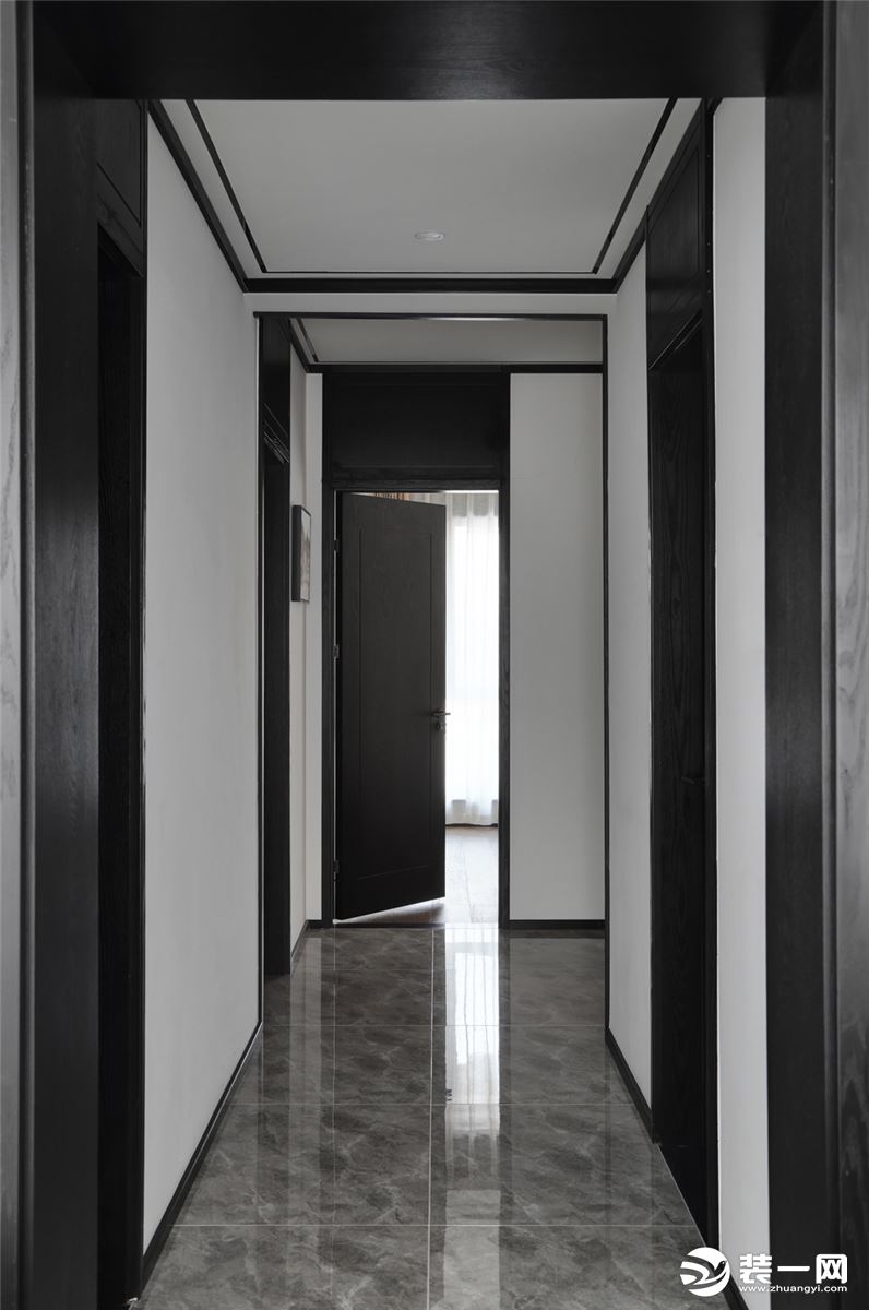 105平二居室新中式风格，走廊
