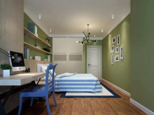 儿童房以清新的绿色为基调，加以蓝色点缀，增添了空间色彩的层次感觉。床头墙面做了墙上柜与一旁的书桌连成