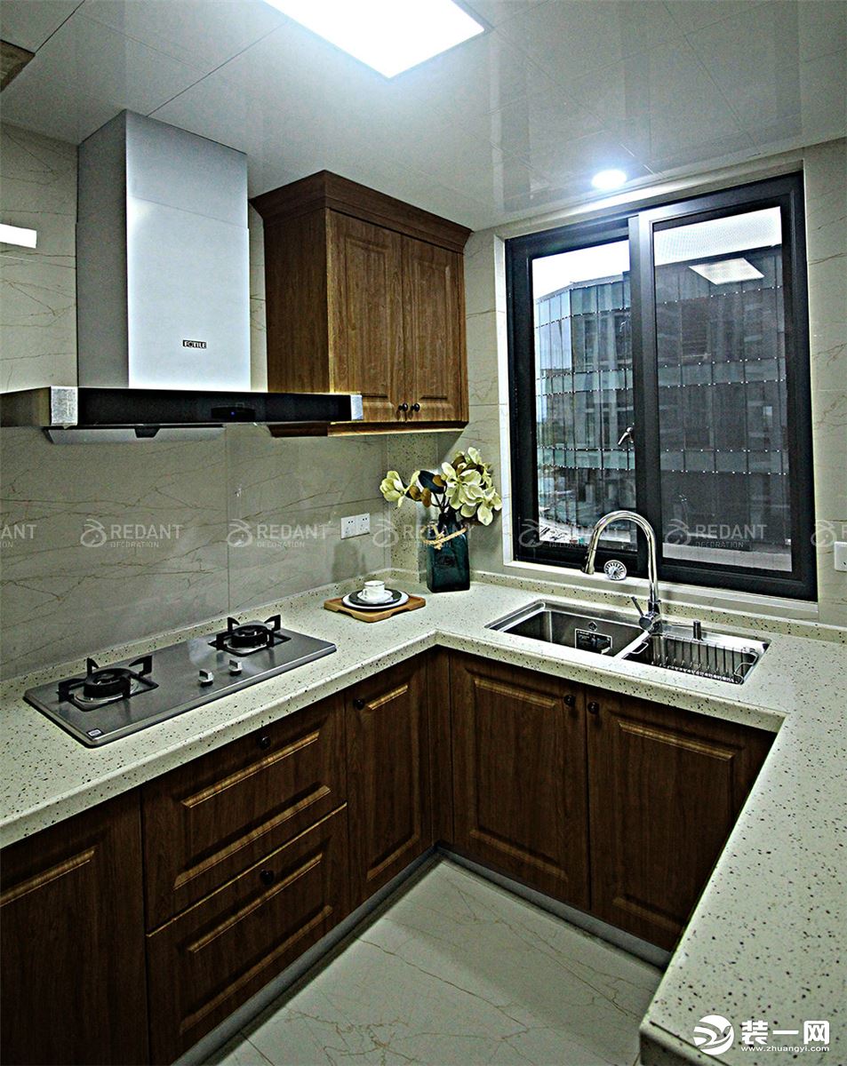 【红蚂蚁装饰】建发独墅湾三居室124平简约中式厨房实景图