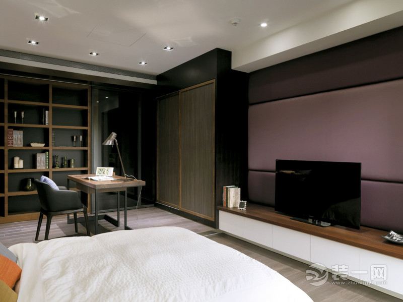 武汉奥山世纪城133平米三居室现代简约风格 卧室实景图