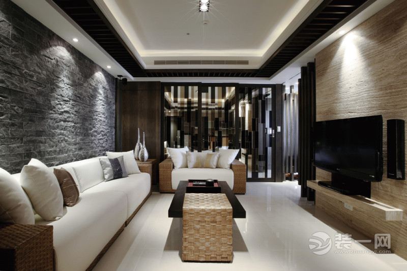 武汉光谷坐标城九期109平米三居室简约风格 客厅实景图
