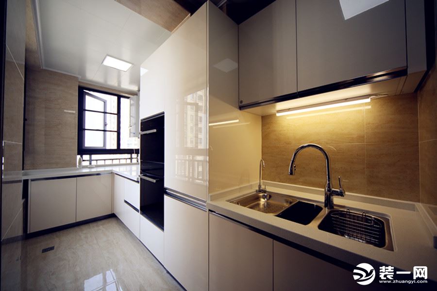 汉口城市广场81m²现代简约二居室——厨房