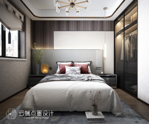次卧从设计上相对更为简单，也更加突显出时尚的元素，透明的衣柜玻璃门让空间变得更为通透，简单的床头背景