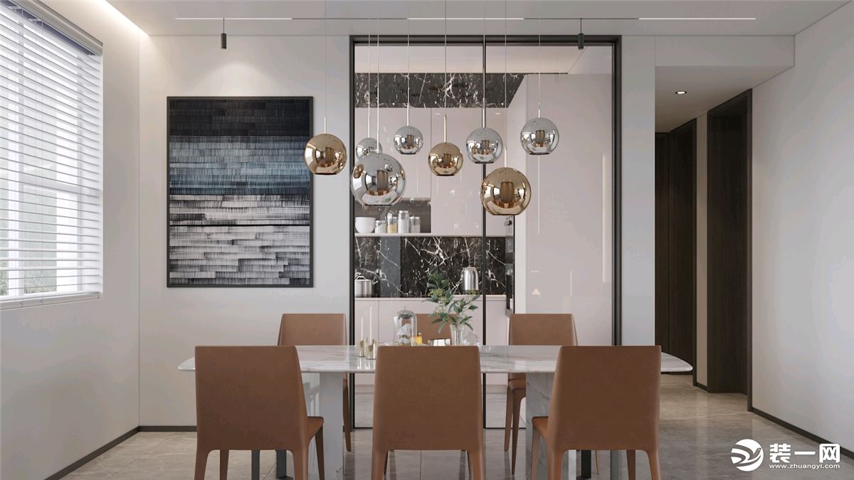 简单造型的圆球金属吊灯，白色大理石桌面，简单造型的餐椅，一切以简单为主的简约餐厅。